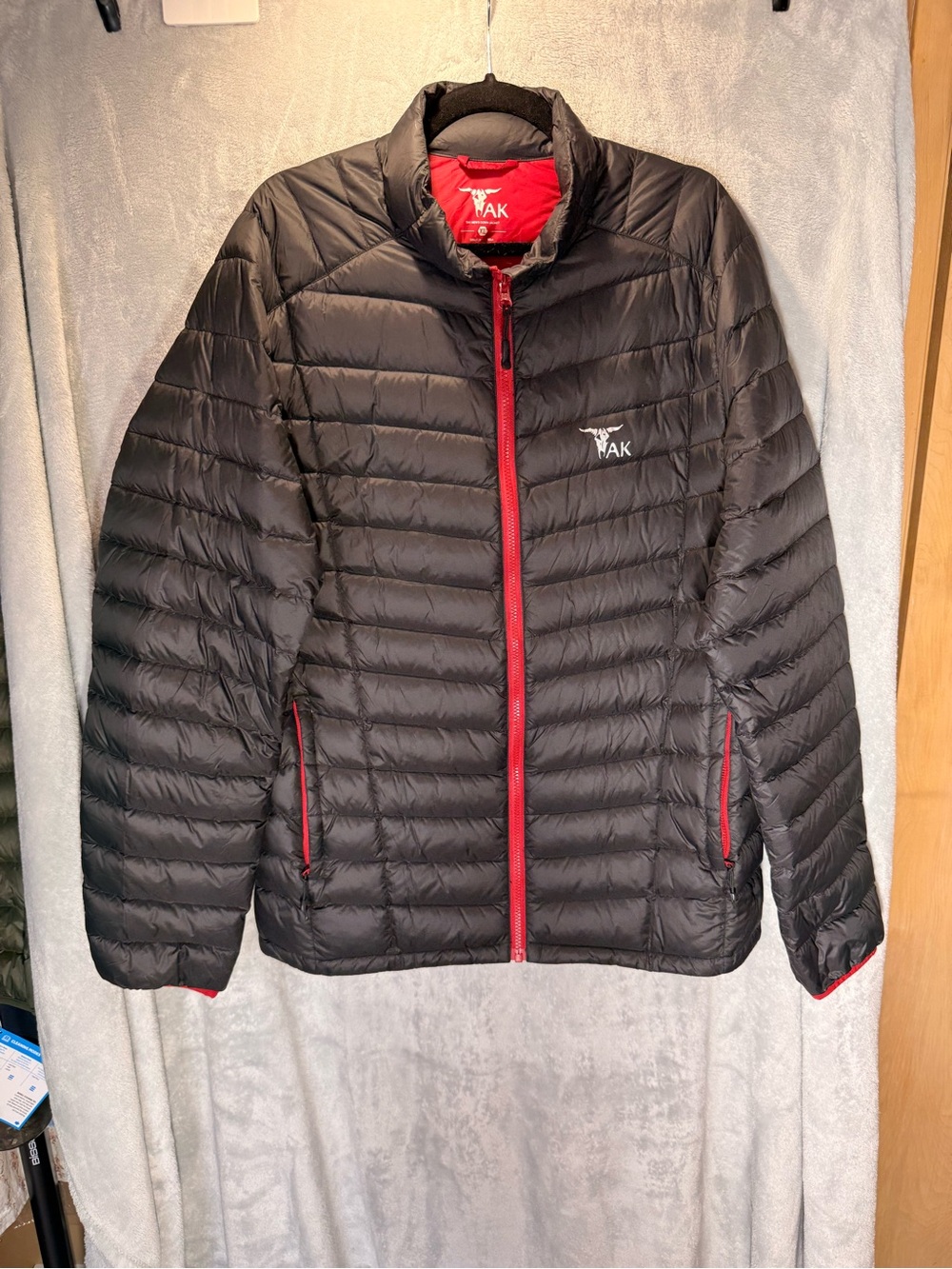 Tak Men's Lightweight Black Puffer Jacket with Red Trim